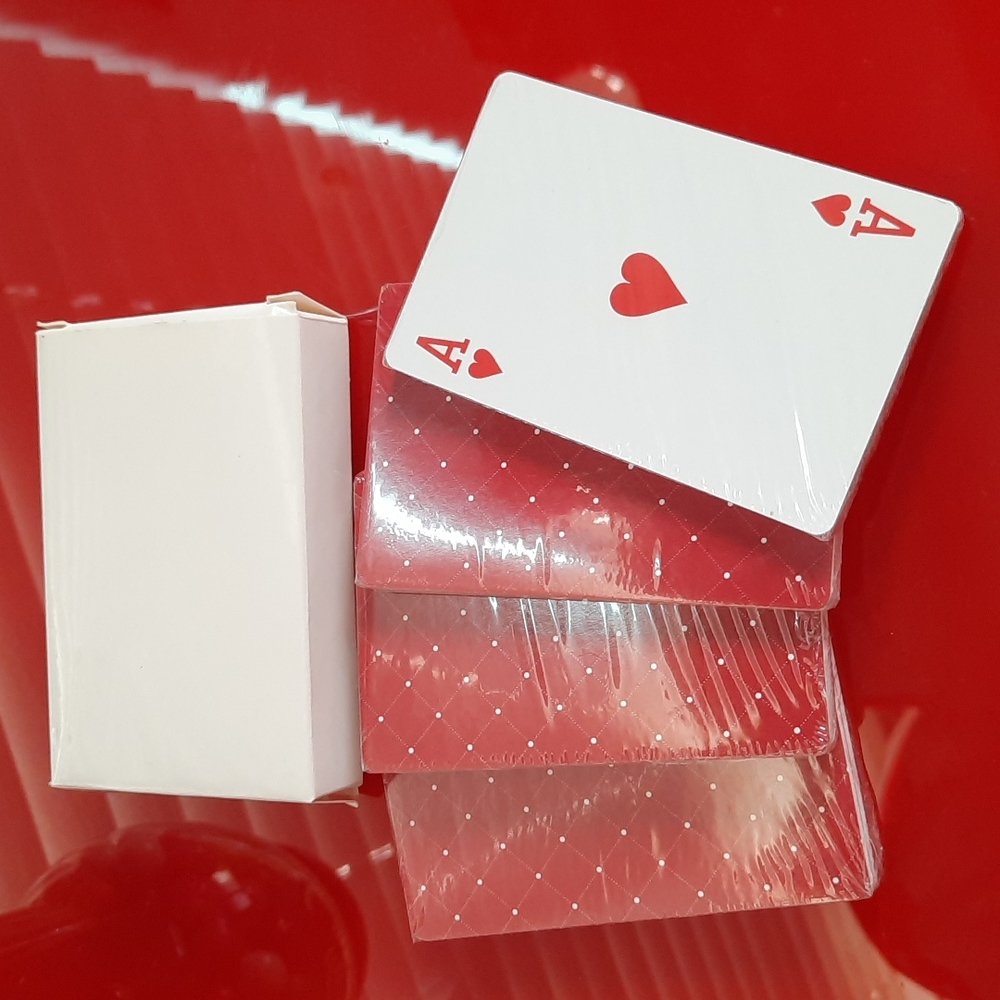 Cute red playing cards ♥️♣️